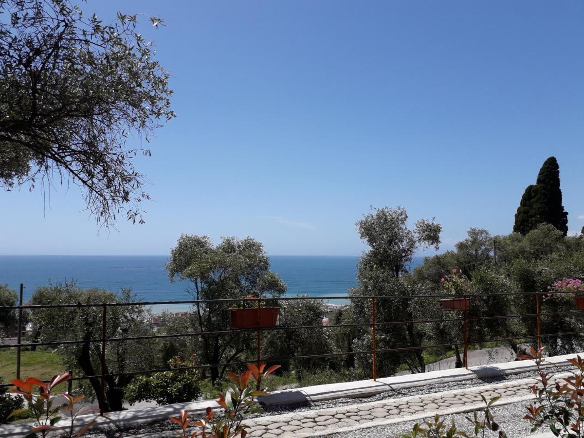 Tigullio Vacations Panoramica Apartments Lavagna Εξωτερικό φωτογραφία